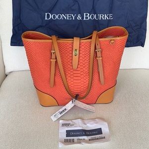 Dooney & Bourke Dover